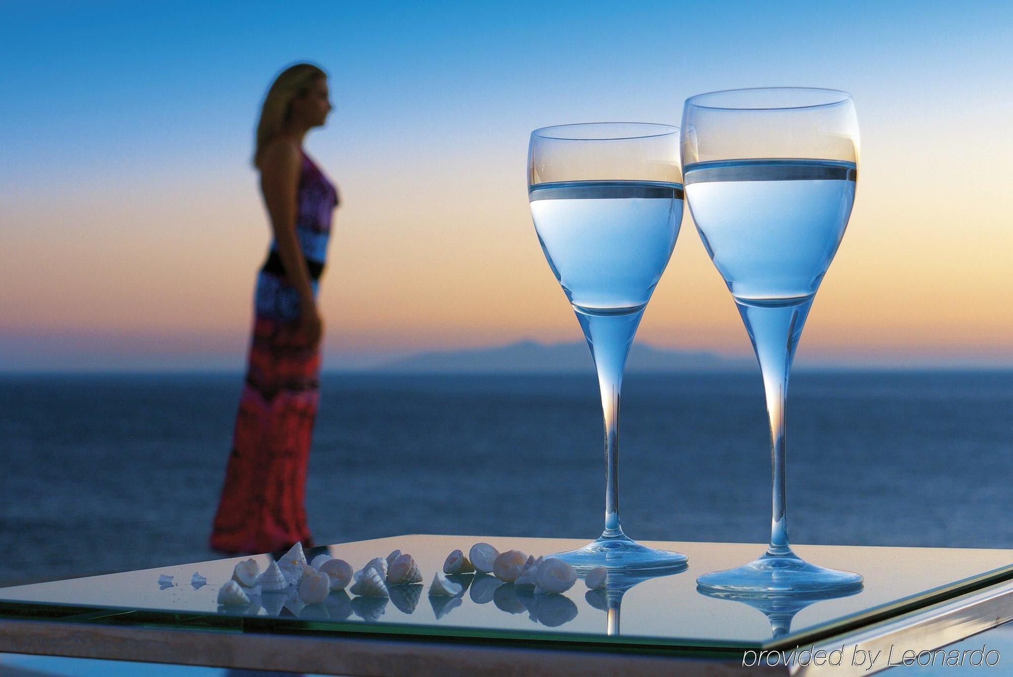 Petasos Beach Resort & Spa - Small Luxury Hotels Of The World Platys Gialos  Exteriör bild
