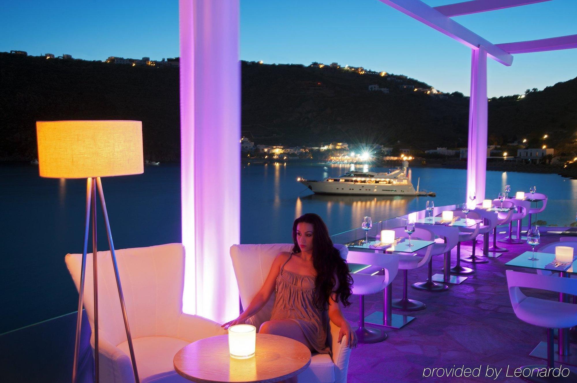 Petasos Beach Resort & Spa - Small Luxury Hotels Of The World Platys Gialos  Restaurang bild