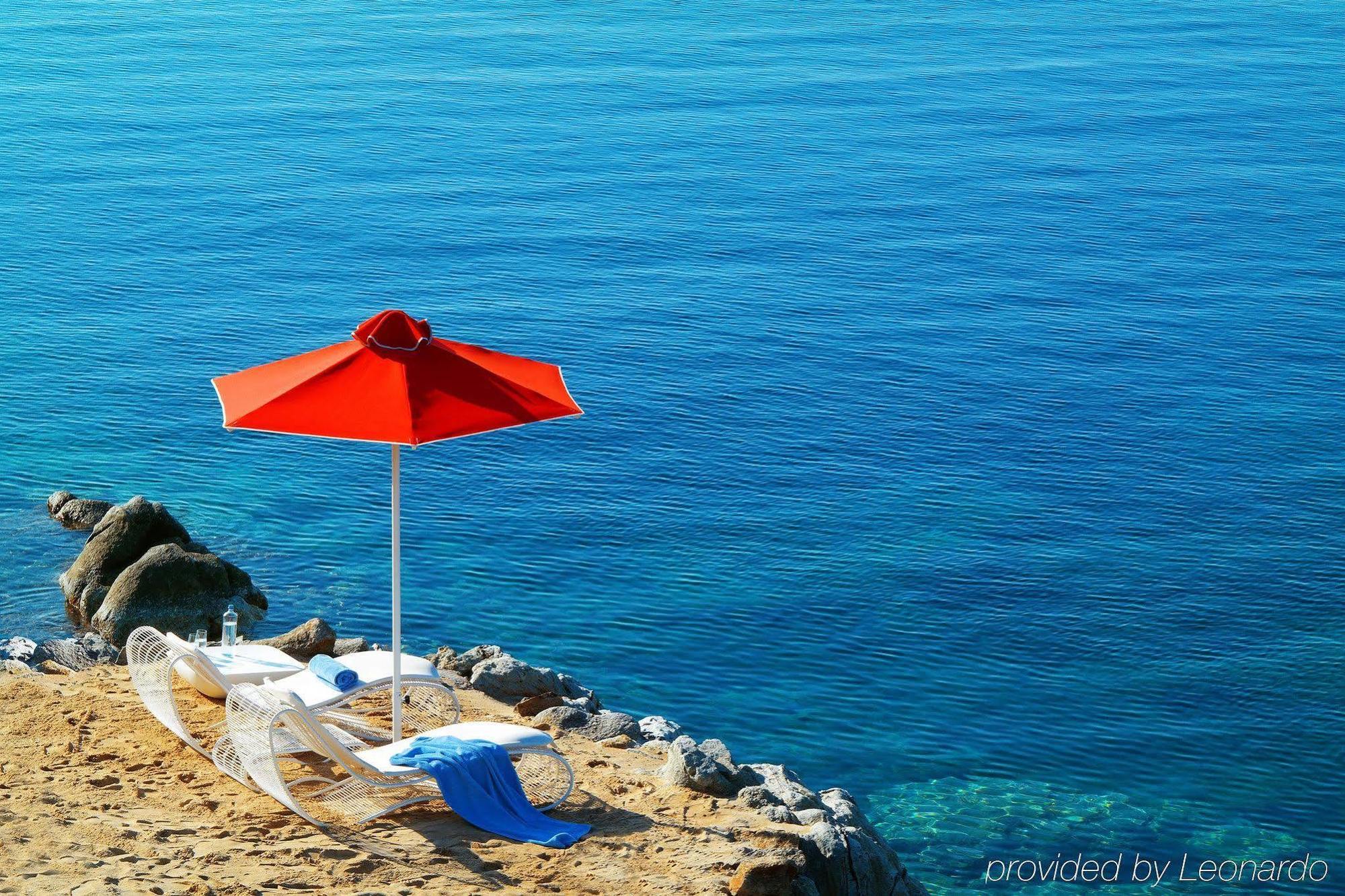 Petasos Beach Resort & Spa - Small Luxury Hotels Of The World Platys Gialos  Exteriör bild